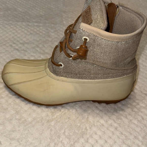 🥾 Sperry Saltwater Duck Boots – Off-White & Light Gray Wool, Size 6 - Picture 5 of 13